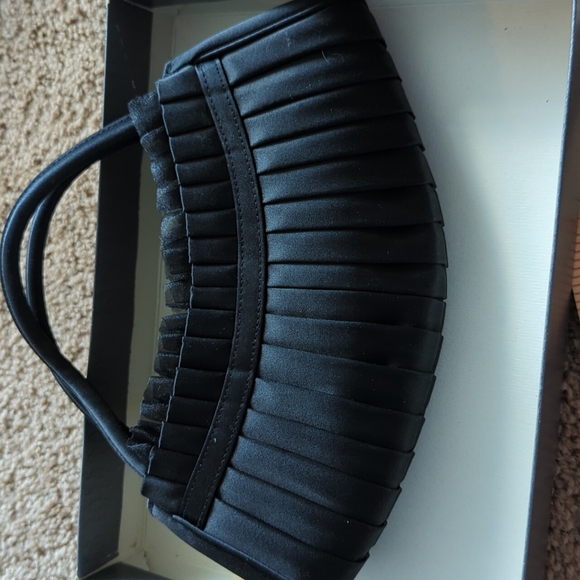 Franchi black bowed evening bag - Picture 2 of 4